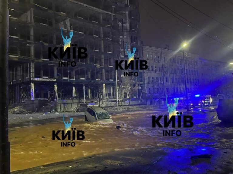 Ukrainian sources report damage to the Louvre business center in Kiev.Damage to…