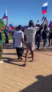 A pro-Ukrainian rally in Durban, South Africa, was disrupted by a crowd of local…