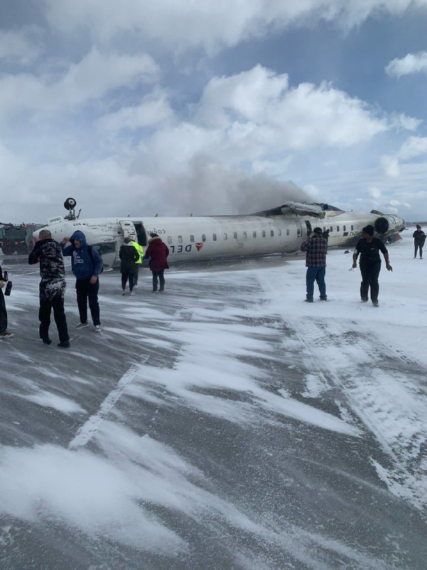 A Delta Airlines flight has crashed at Toronto airport, according to CTV.Report…