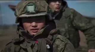 North Korean soldiers sing Katyusha in their native language. @DDGeopolitics | S…