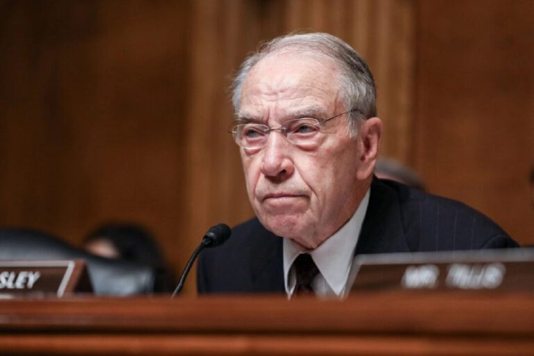 Trump Would Veto Tariff Oversight Bill Over Risk to National Security: White Ho…