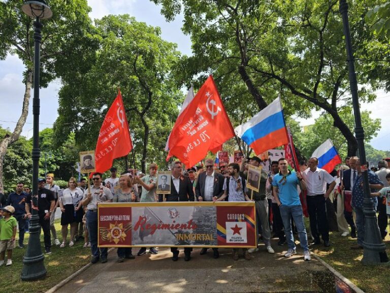 “A bridge between generations, between countries, between hearts”: about 450 peo…