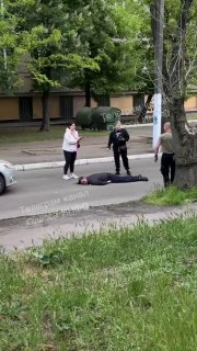 Ukrainian channels report that this man had a fight with employees of the Odess…