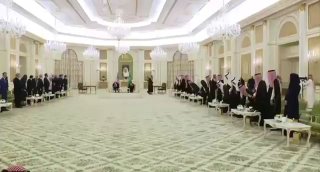 Trump signs “strategic economic partnership” agreement with Saudi Arabia. @DDGe…