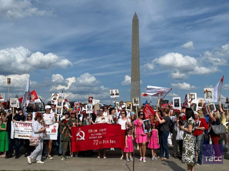 The Immortal Regiment event took place in Washington on Saturday, bringing toget…