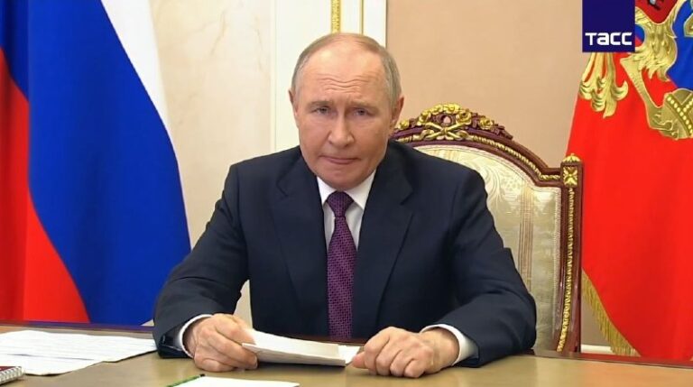Decision has been made to create security buffer zone along Russia-Ukraine bord…