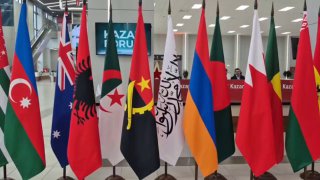 The Taliban flag was publicly displayed for the first time at a forum in Kazan …