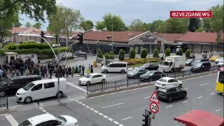 Russian Delegation Arrives at Dolmabahçe Palace for Talks @DDGeopolitics…