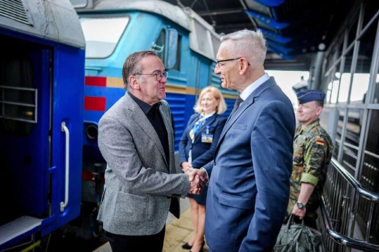 German Defense Minister Pistorius arrived in Kiev @DDGeopolitics | Socials | Don…