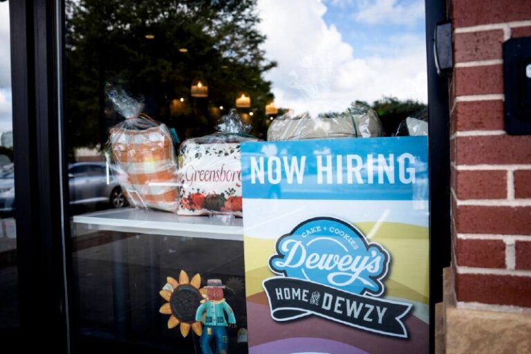 US Economy Adds 139,000 New Jobs in May, Topping Market ForecastsFull story htt…