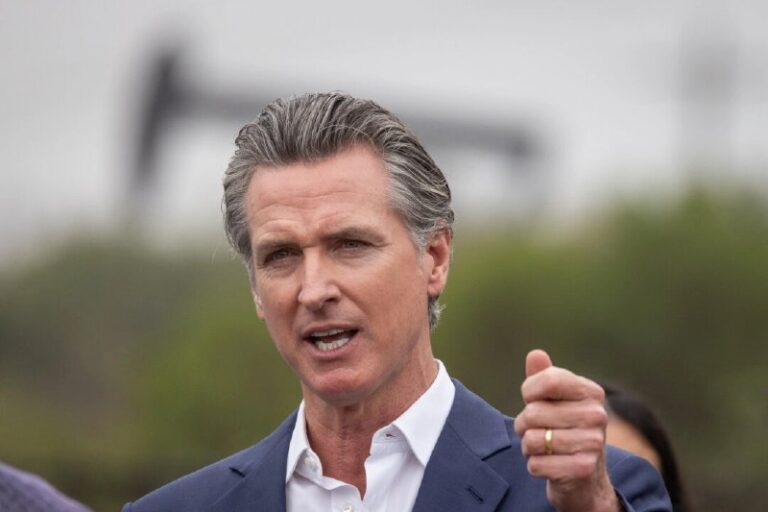 Newsom Formally Requests Removal of National Guard Troops, Dares Homan to Arres…
