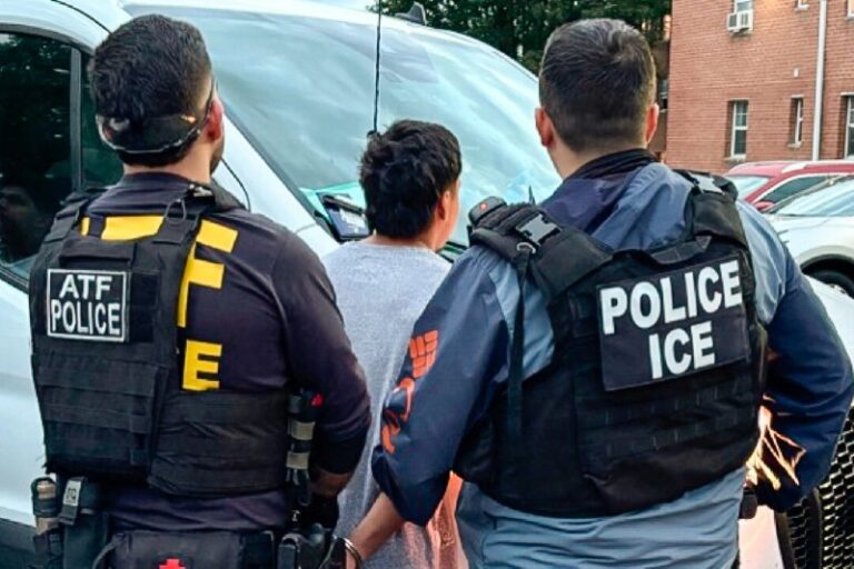 DHS Sending Termination Notices to 500,000 Illegal Immigrants to ‘Leave Immedia…