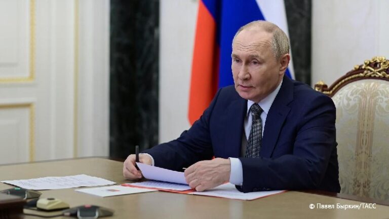 Putin: Russia Expanding Air Defense, Drone Forces, and AI Integration in Milita…