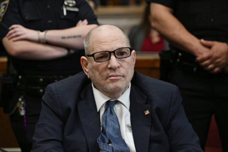 A Split Verdict in Harvey Weinstein’s Sex Assault Retrial in New YorkFull story…