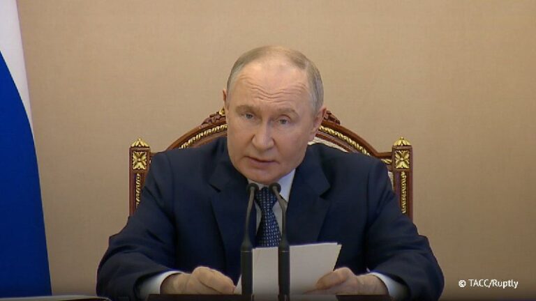 Putin Unveils New Strategic Defense Program to Strengthen Russia’s Military Sup…