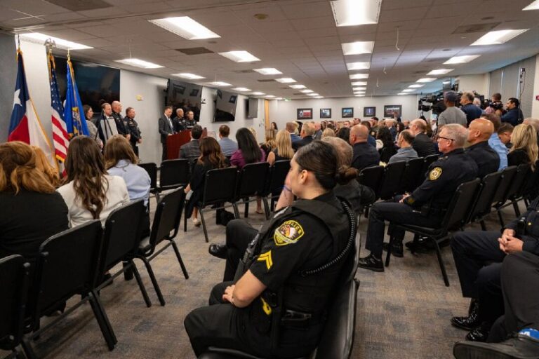 𝗙𝗕𝗜: 𝗛𝘂𝗻𝗱𝗿𝗲𝗱𝘀 𝗼𝗳 𝗔𝗹𝗹𝗲𝗴𝗲𝗱 𝗖𝗵𝗶𝗹𝗱 𝗣𝗿𝗲𝗱𝗮𝘁𝗼𝗿𝘀 𝗔𝗿𝗿𝗲𝘀𝘁𝗲𝗱 𝗶𝗻 𝗧𝗲𝘅𝗮𝘀‘Operation Soteria Sh…