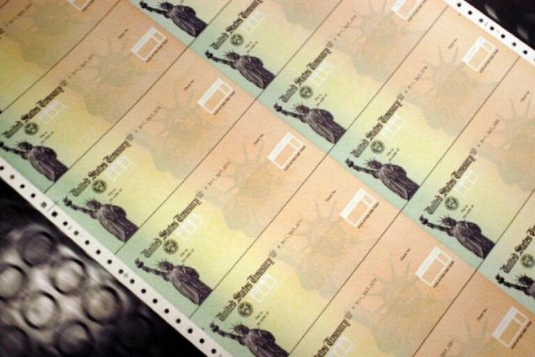 Trump Issues Social Security UpdateRead for freehttps://theepochtim.es/1kafmx…