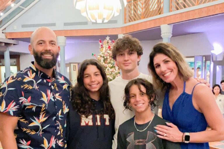Florida Mom of 3 Refuses to Be Friends With Her Children—Here’s the Reason Why“M…