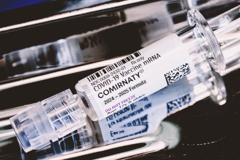 CDC Should Tighten Recommendations for COVID-19 Vaccination: AdvisersRead the a…