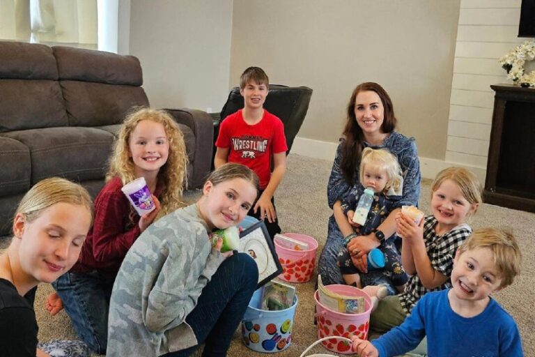 Dad of 7 Comes Up With a Genius Approach to Limiting Screen Time—And the Result…