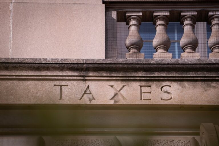 What Taxpayers Need to Know About IRS Notice ChangesRead morehttps://theepochti…